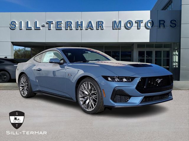 2025 Ford Mustang Coupe 