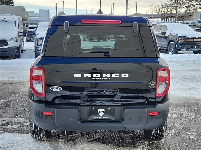 2025 Ford Bronco Sport Outer Banks photo 4