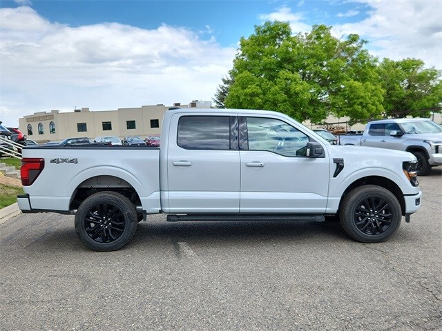2025 Ford F-150 XLT photo 2
