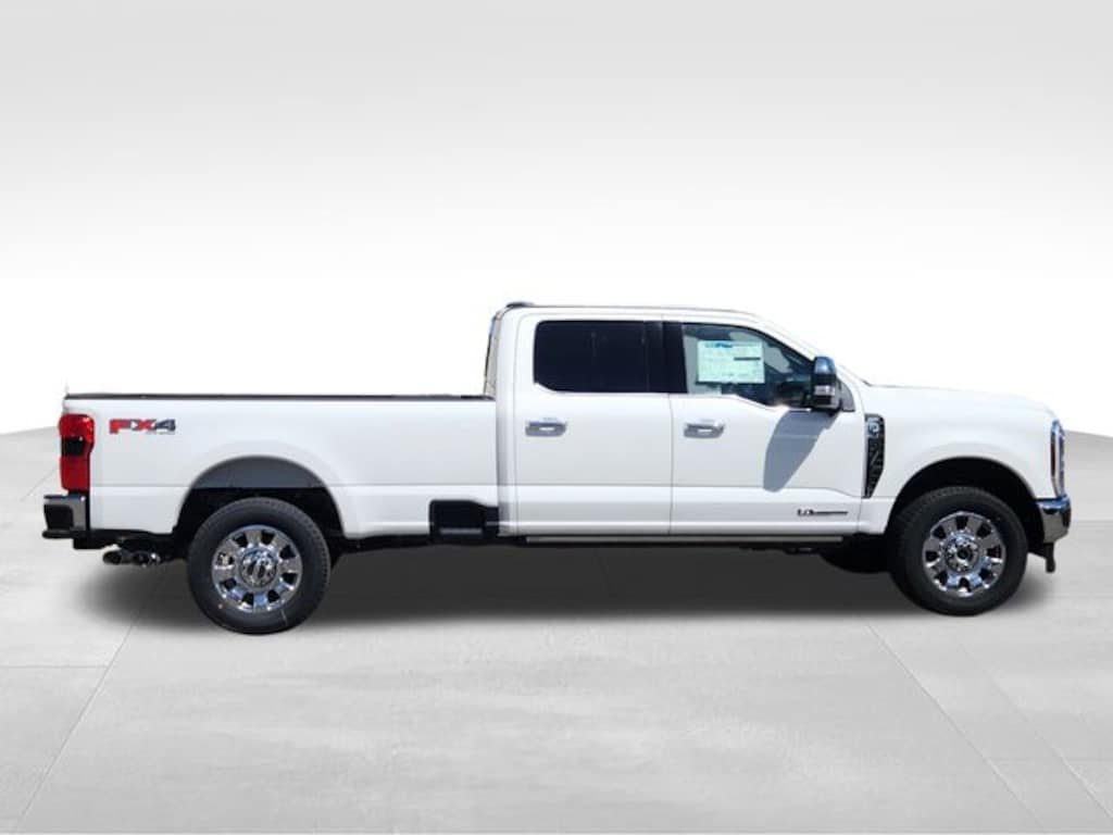 New 2025 Ford F-350SD Lariat Truck