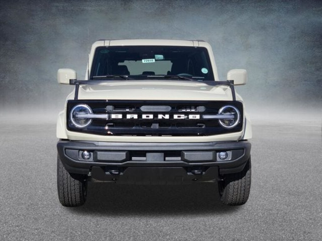New 2026 Ford Bronco Outer Banks SUV