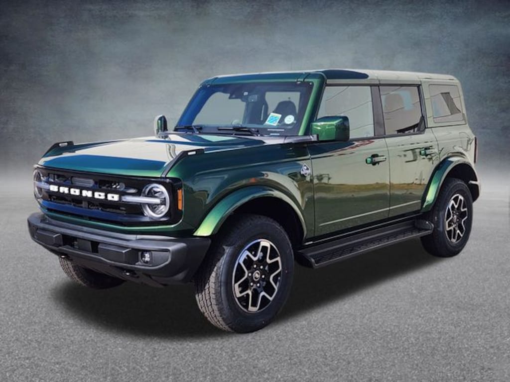 New 2025 Ford Bronco Outer Banks SUV