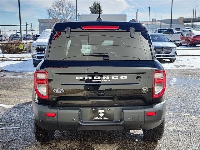 2025 Ford Bronco Sport Outer Banks photo 4