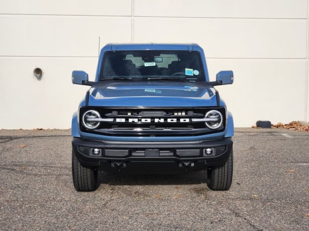 New 2025 Ford Bronco Outer Banks SUV