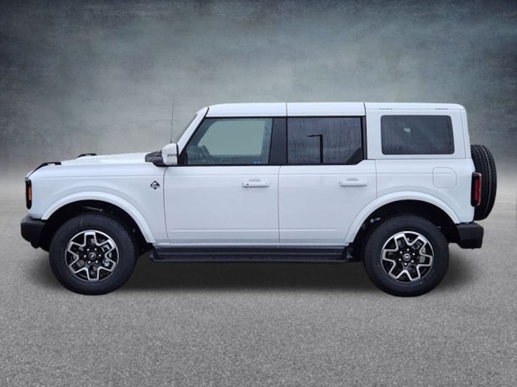 New 2025 Ford Bronco Outer Banks SUV