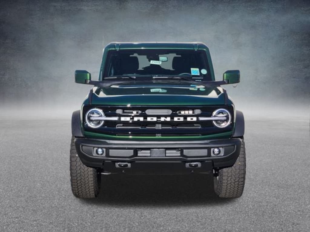 New 2025 Ford Bronco Outer Banks SUV