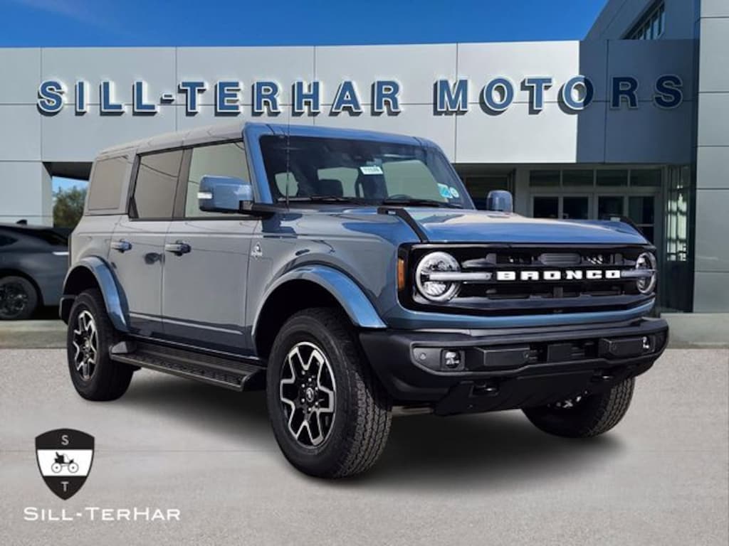 New 2025 Ford Bronco Outer Banks SUV