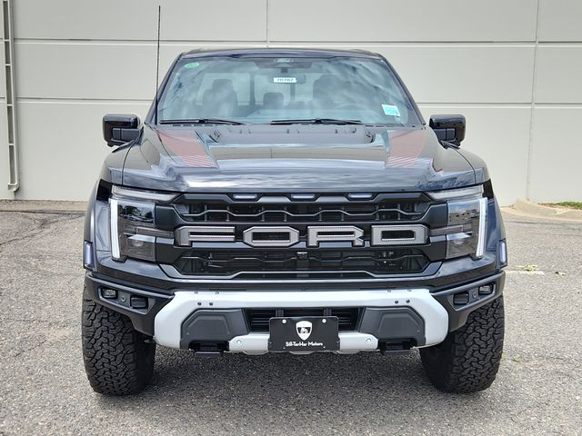 2025 Ford F-150 Raptor photo 2