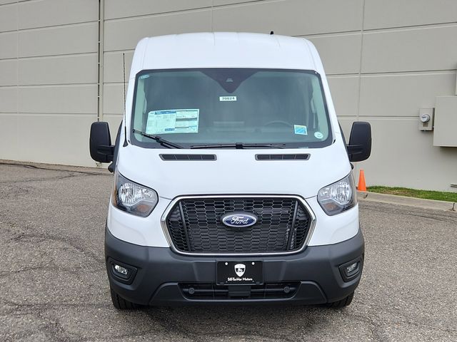 2025 Ford Transit photo 2
