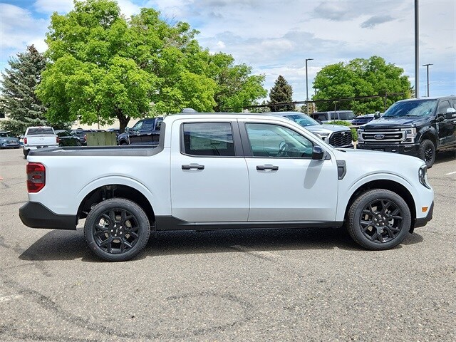 2025 Ford Maverick XLT photo 2