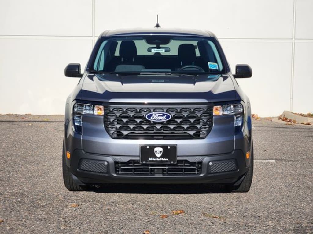 New 2025 Ford Maverick XL Truck