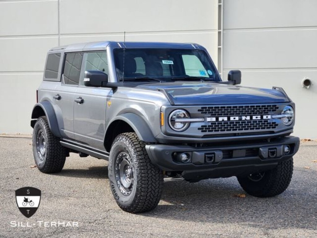 New 2025 Ford Bronco Badlands SUV