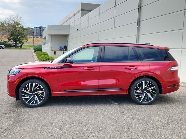2025 Lincoln Aviator Black Label photo 4