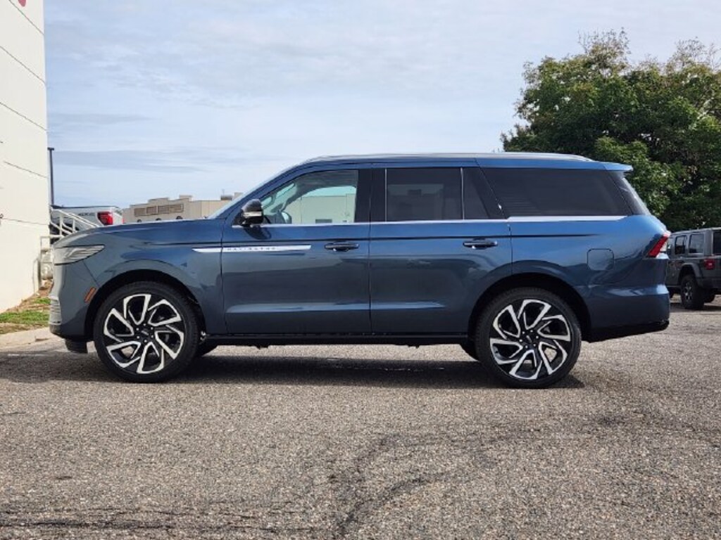 New 2027 Lincoln Navigator Reserve SUV