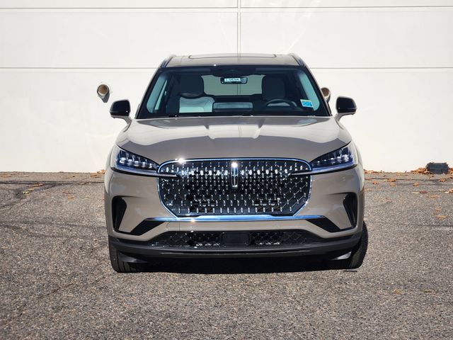 2025 Lincoln Aviator Reserve photo 2