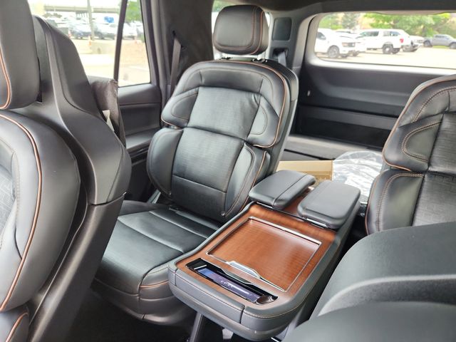 2025 Lincoln Navigator Black Label - Photo 14