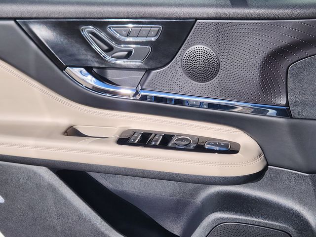 2025 Lincoln Corsair Grand Touring - Photo 9