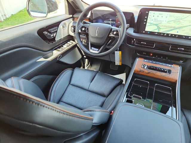 2025 Lincoln Aviator Black Label - Photo 10
