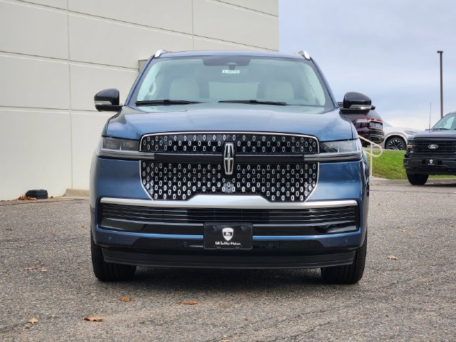 New 2027 Lincoln Navigator Reserve SUV
