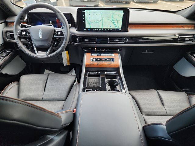 2025 Lincoln Aviator Black Label - Photo 11