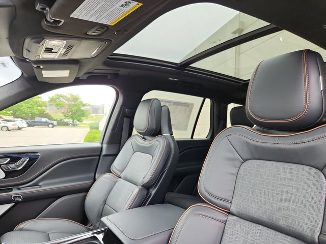 2025 Lincoln Aviator Black Label - Photo 24