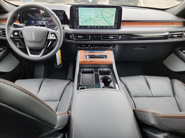 2025 Lincoln Aviator Black Label - Photo 10