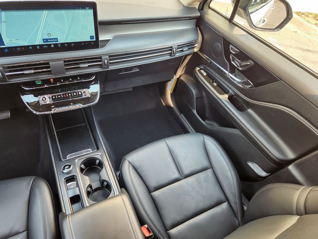 2026 Lincoln Corsair Premiere - Photo 12
