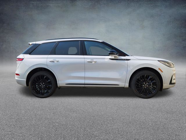 2026 Lincoln Corsair Premiere - Photo 8
