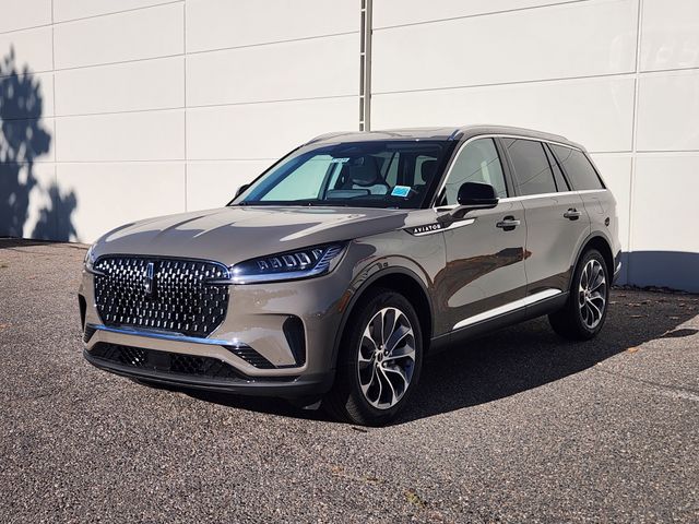 2025 Lincoln Aviator Reserve photo 3