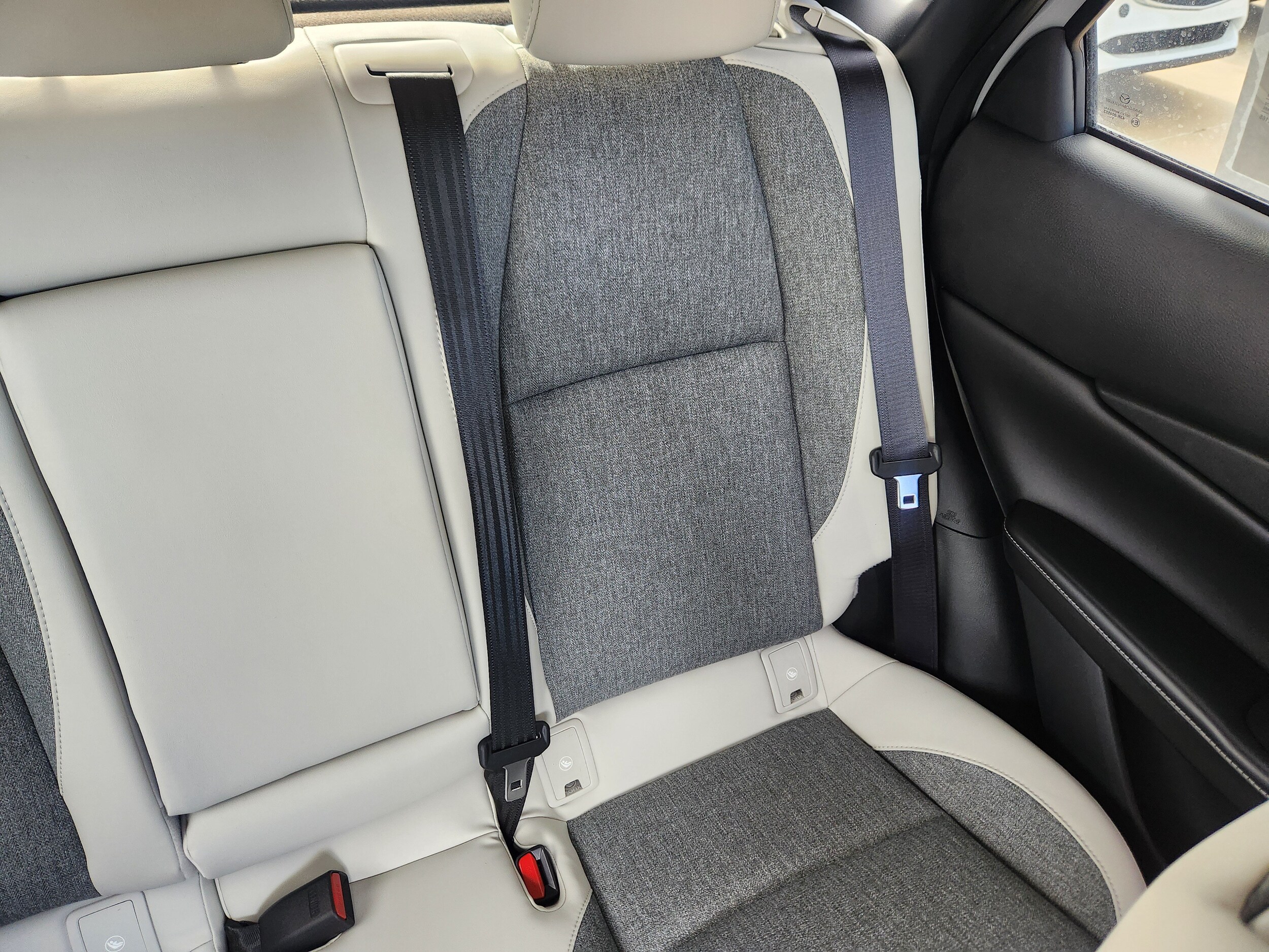 2026 Mazda CX-30 Aire Edition - Photo 15