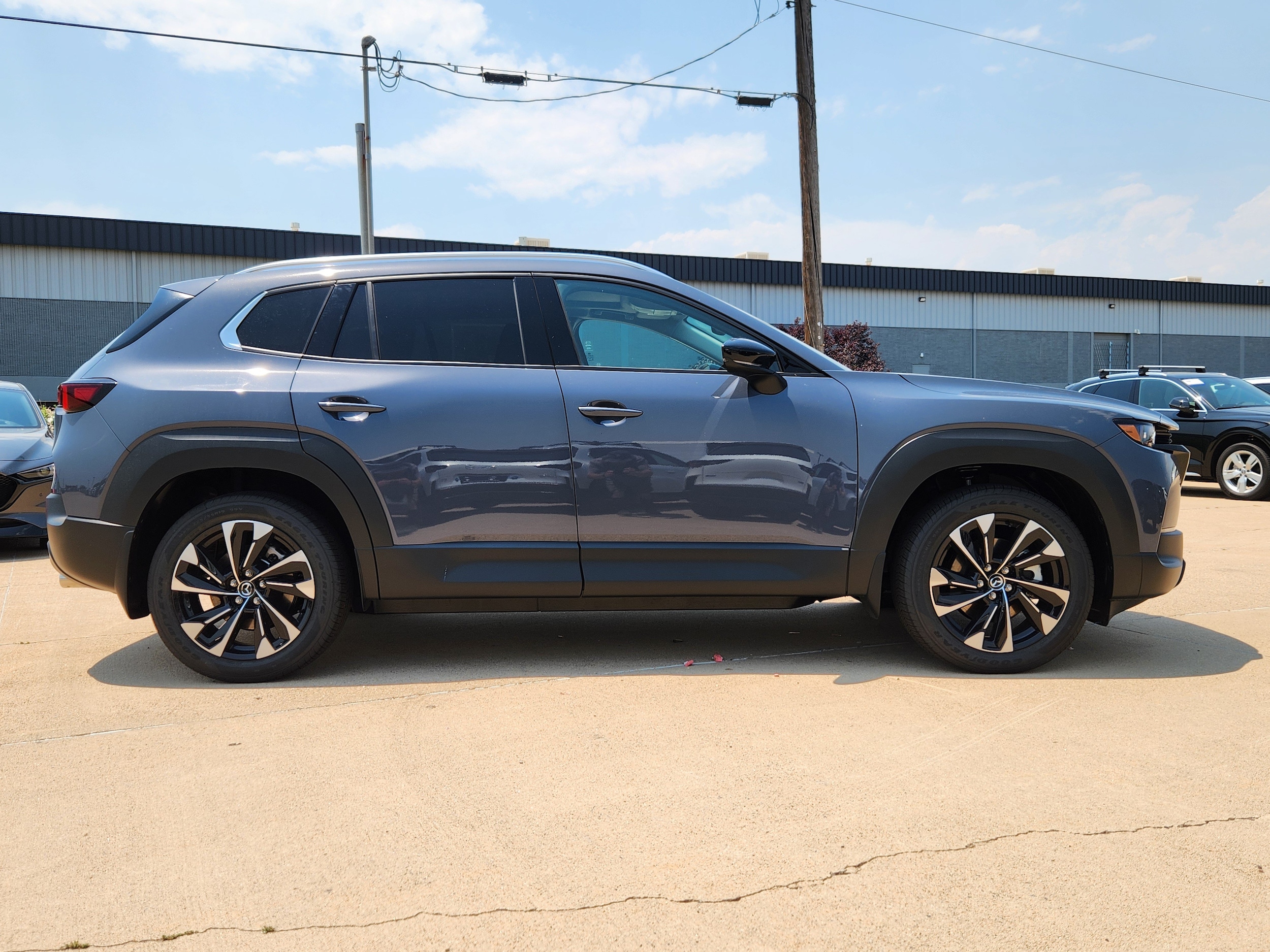 2026 Mazda CX-50 Premium Plus - Photo 8