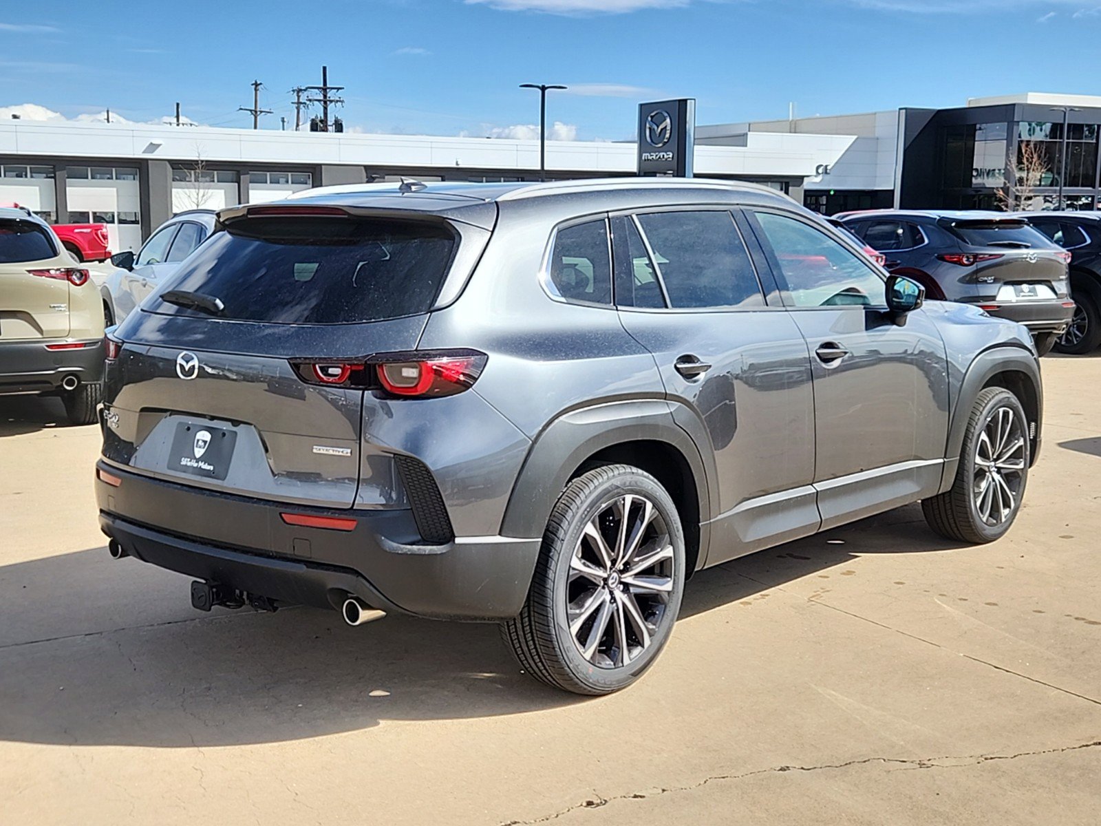 2025 Mazda CX-50 2.5 Premium Plus photo 3