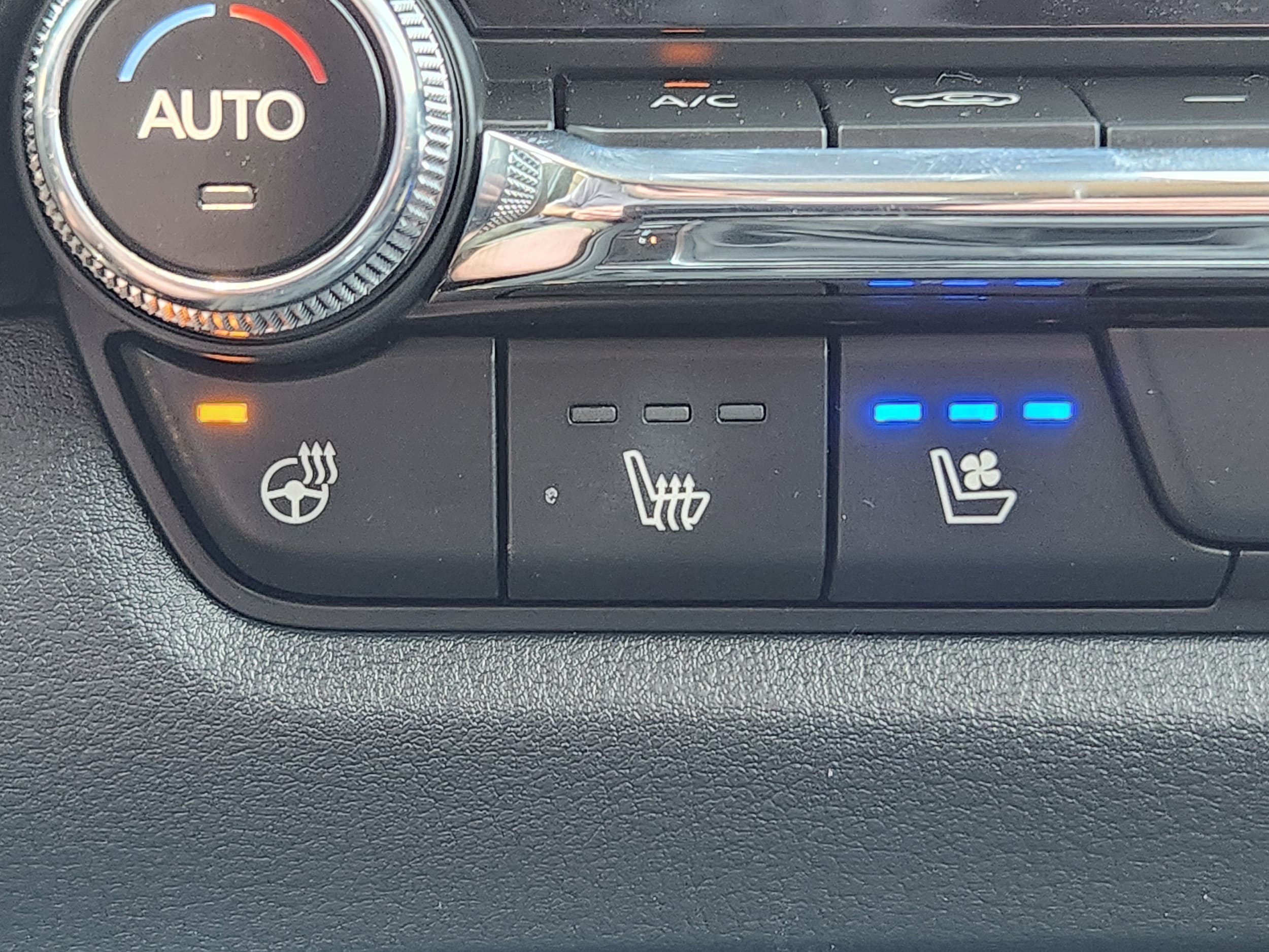 2026 Mazda CX-50 Premium Plus - Photo 22