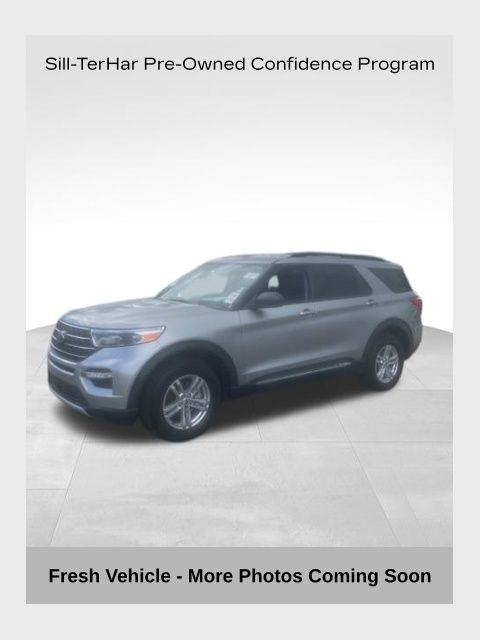 2023 Ford Explorer XLT 4WD's photo