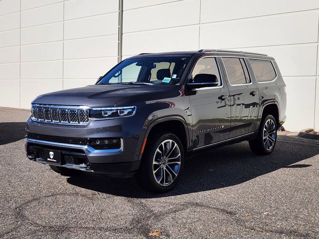 2023 Jeep Wagoneer L Series III photo 3