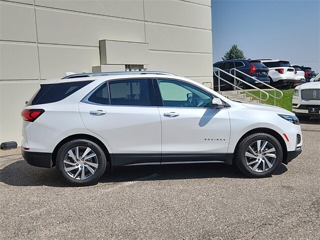 Used 2022 Chevrolet Equinox Premier with VIN 3GNAXXEV8NS150748 for sale in Broomfield, CO