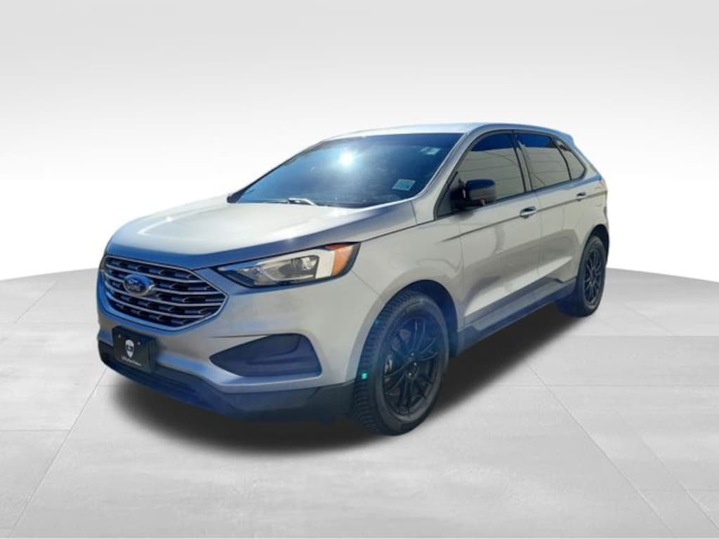 Used 2020 Ford Edge SE SUV