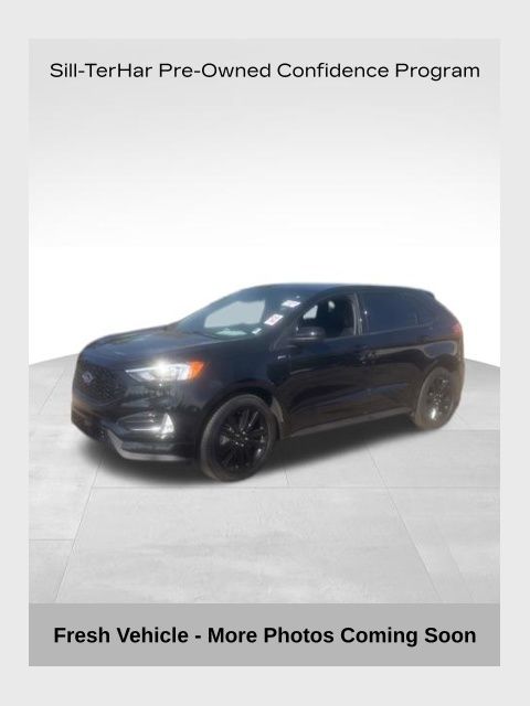 2023 Ford Edge ST-Line AWD's photo
