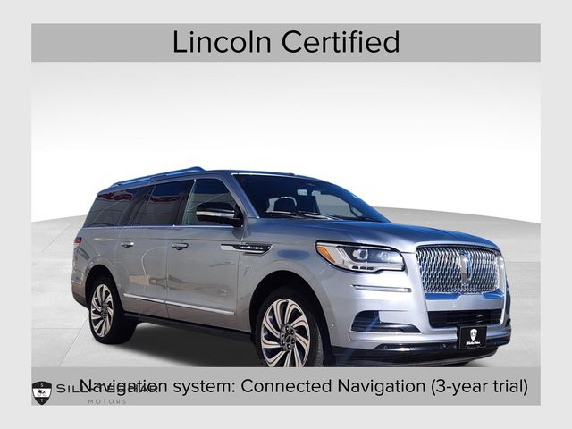 2023 Lincoln Navigator Reserve's photo