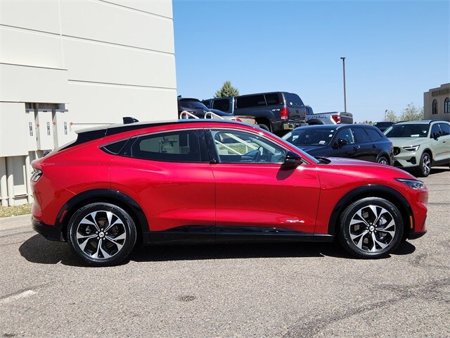 2021 Ford Mustang Mach-E Premium photo 2