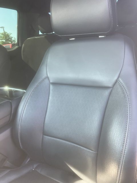 2024 Ford F-150 Lariat photo 2