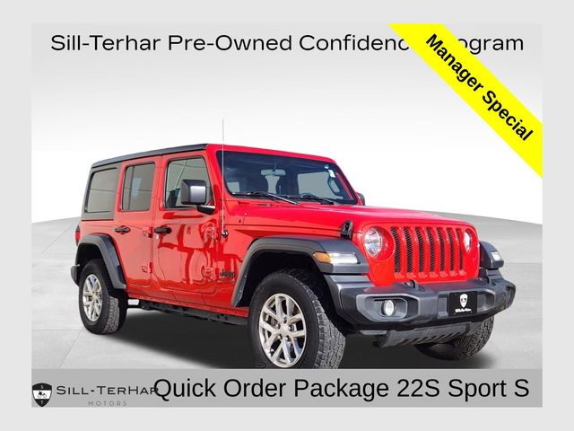 2023 Jeep Wrangler 4-Door Sport S's photo