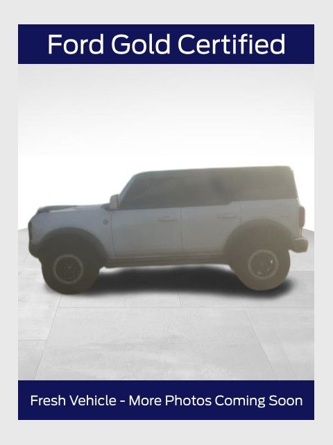 2023 Ford Bronco 4-Door Outer Banks's photo