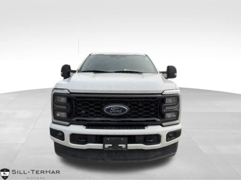 Used 2024 Ford F-350SD Lariat Truck