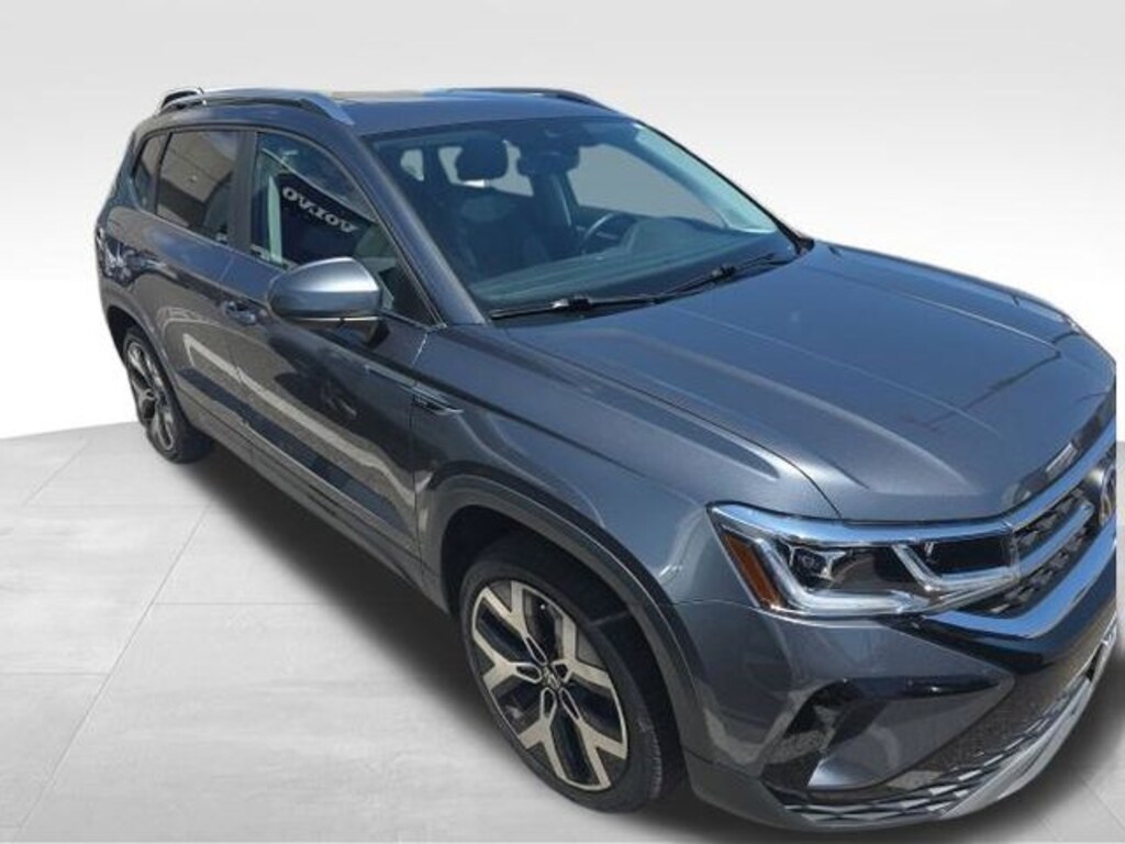 Used 2022 Volkswagen Taos 1.5T SEL SUV