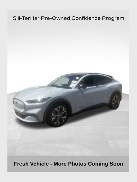 2023 Ford Mustang-Mach-e Premium's photo