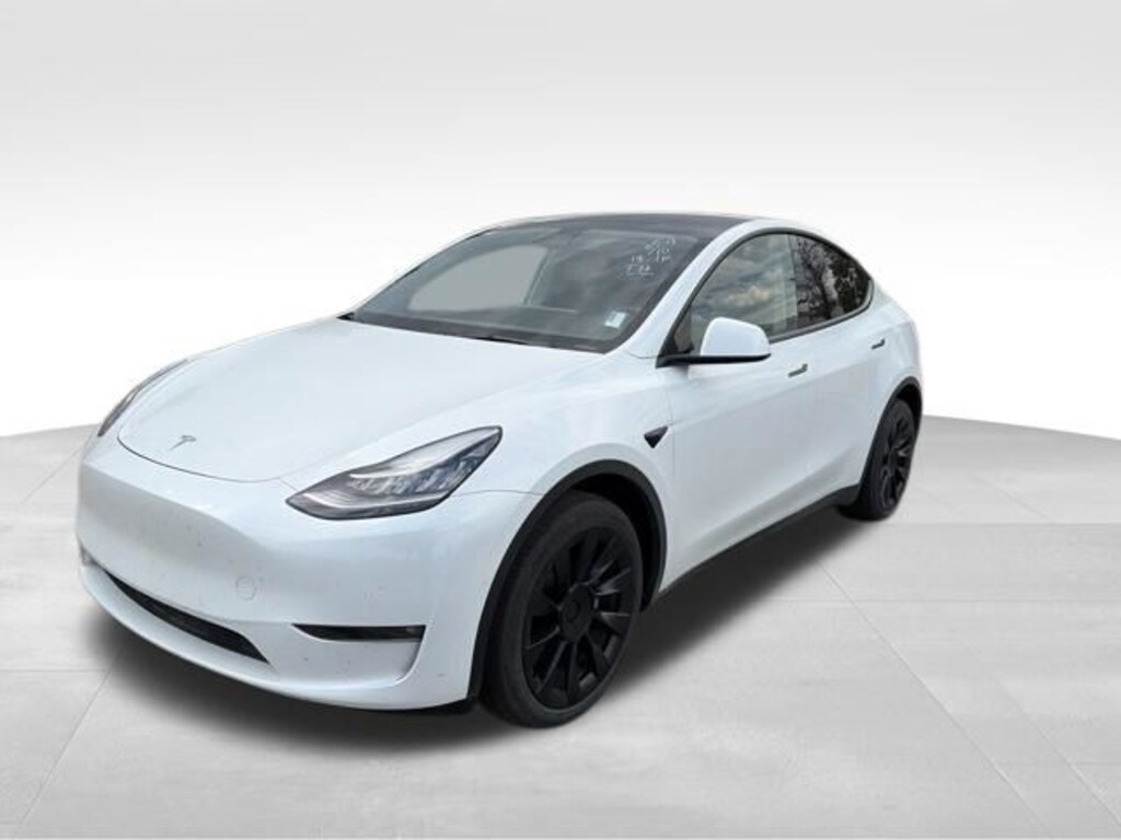 Used 2022 Tesla Model Y Long Range SUV