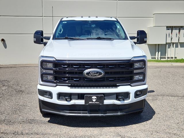 2023 Ford F-250 photo 2