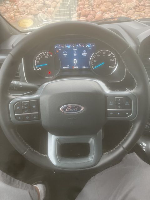 2023 Ford F-150 XLT photo 4