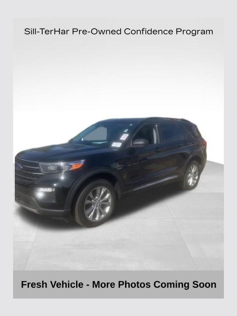 2023 Ford Explorer XLT 4WD's photo